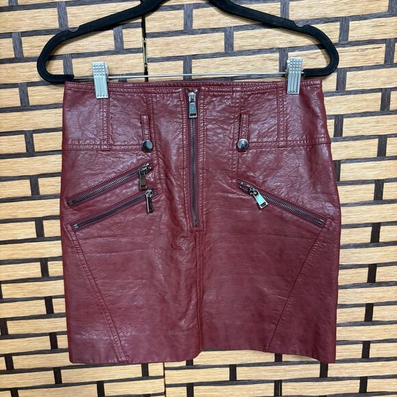Romeo & Juliet‎ Red Faux Leather Skirt Size Small - Picture 1 of 8
